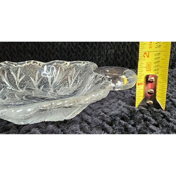 Indiana Glass Pebble Leaf Dishes Set of 4 | Clear Pressed Glass Leaf Plates 1960 - Picture 11 of 11